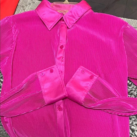 Sincerely Jules Fuchsia Pleated Dress - Picture 2 of 13